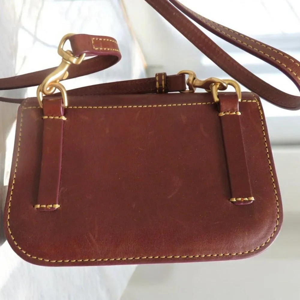 Dooney & Bourke Florentine Kitty Crossbody, Chestnut, EUC - Picture 2 of 11
